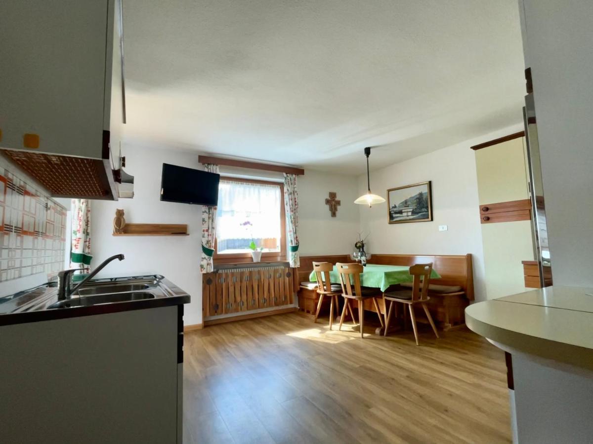 Aparthotel Ciasa De Zeno Wengen
